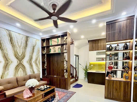 Bán nhà Giang Biên - Long Biên